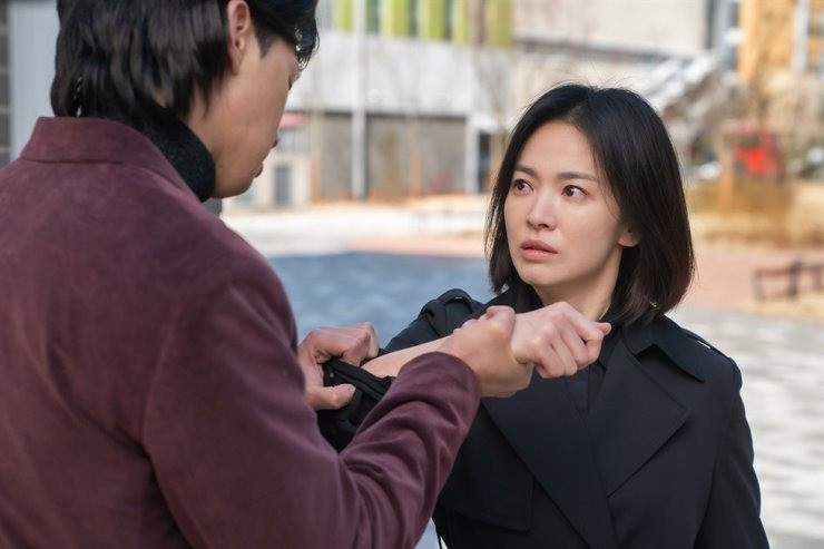 Song Hye Kyo &quot;lột xác&quot; sau loạt phim drama tình cảm. Ảnh: Netflix.