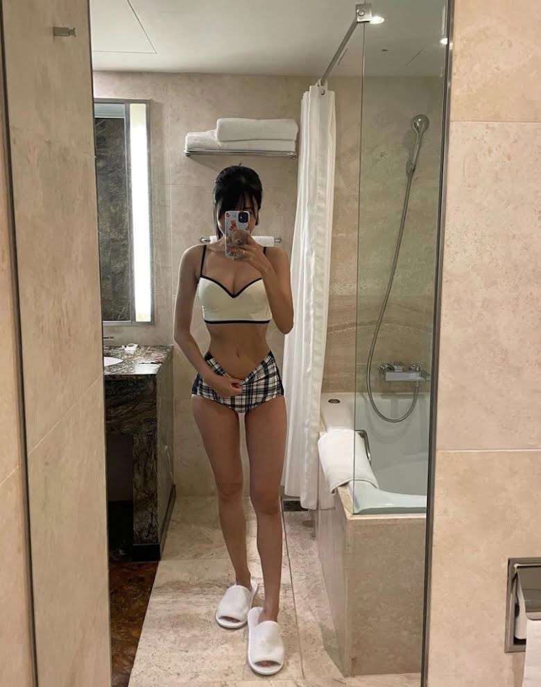 Nữ diễn viên chăm chỉ tập pilates, gym để thay đổi vóc dáng. Ảnh: KB.