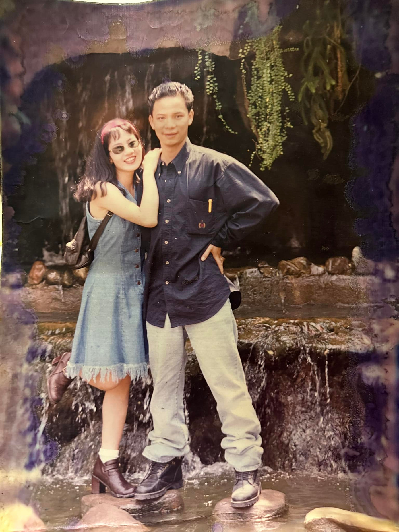 Vợ chồng Nguyệt Hằng vừa kỷ niệm 27 năm ngày cưới. Ảnh: FBNV.