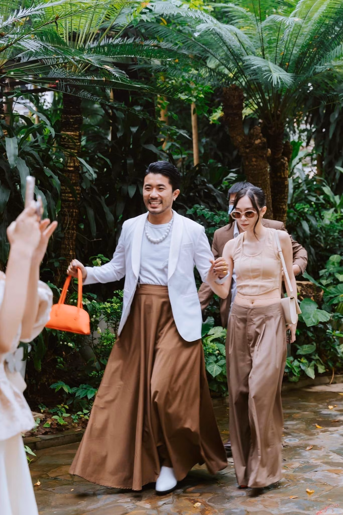 Vợ chồng con gái Xuân Hinh. Vợ chồng con gái Xuân Hinh.