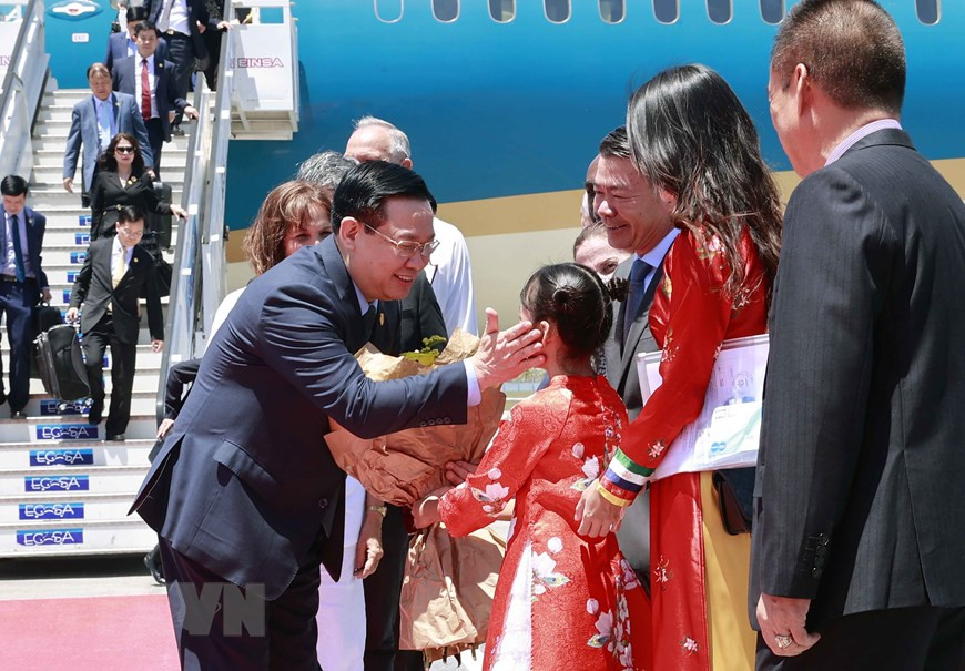 Lễ đón Chủ tịch Quốc hội Vương Đình Huệ tại Sân bay José Martí. (Ảnh: Doãn Tấn/TTXVN)