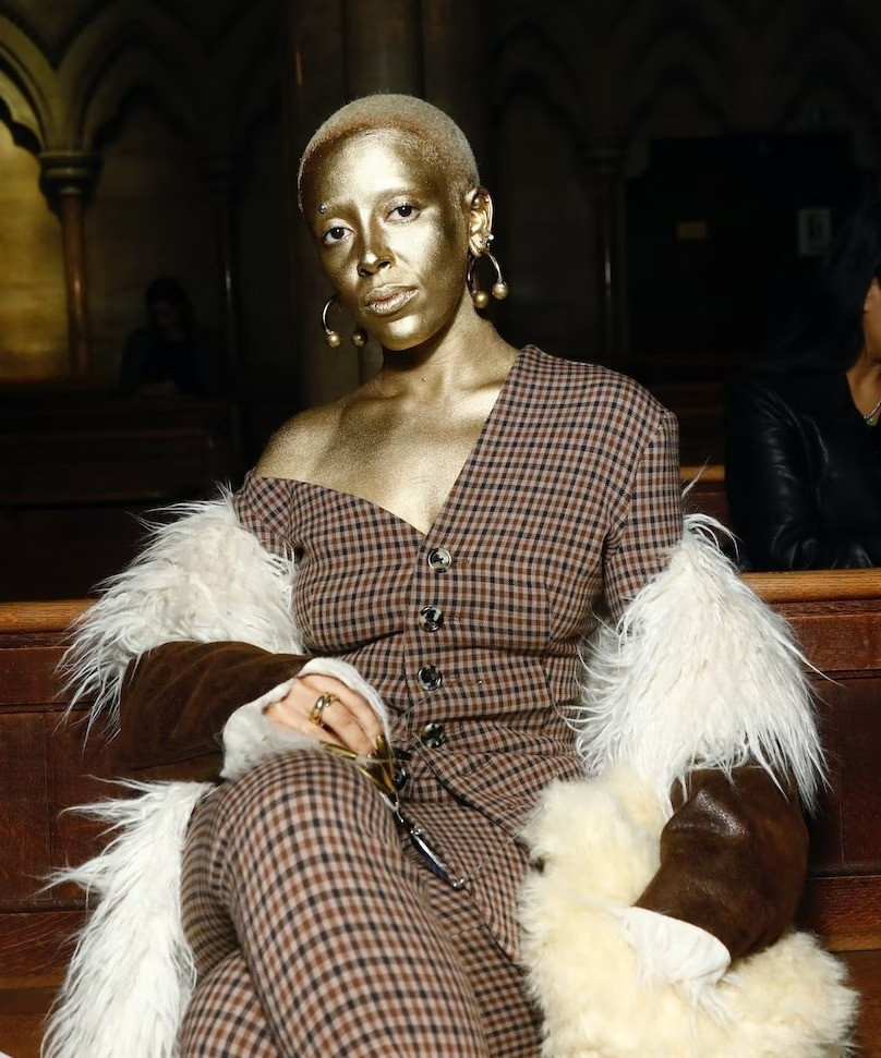 Doja Cat thử nghiệm nhiều phong cách thời trang. Ảnh: Hypebae, Insider.