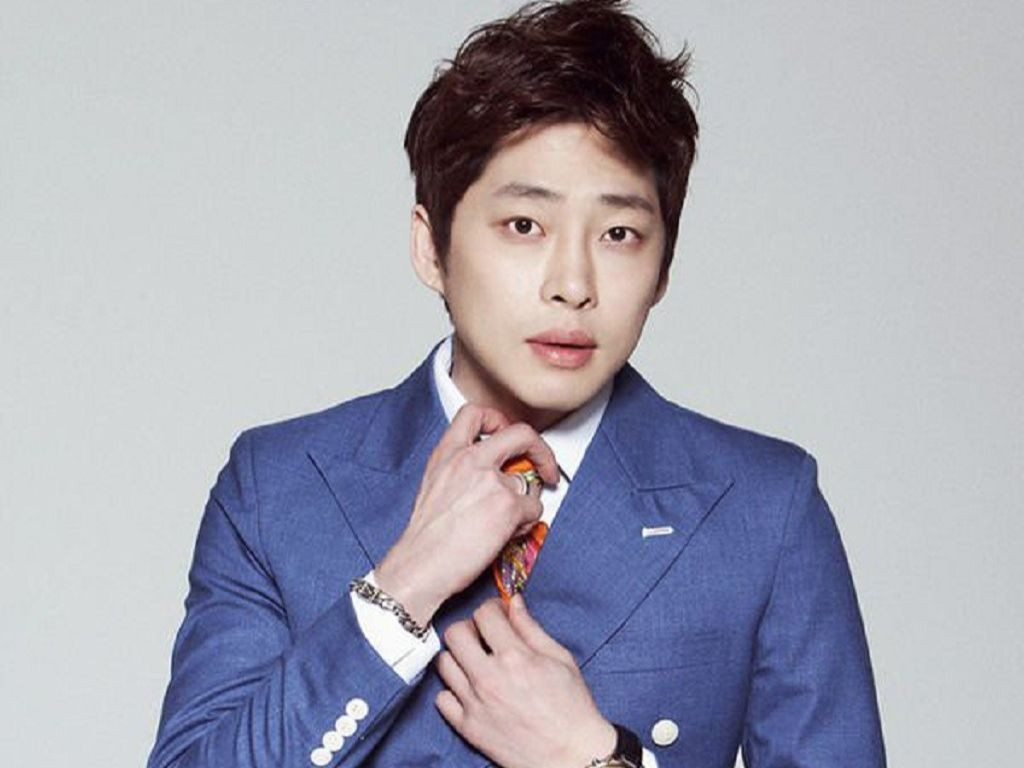 Jung Suk Won (trái) và Kang Sung Wook. Ảnh: KB. Jung Suk Won (trái) và Kang Sung Wook. Ảnh: KB.