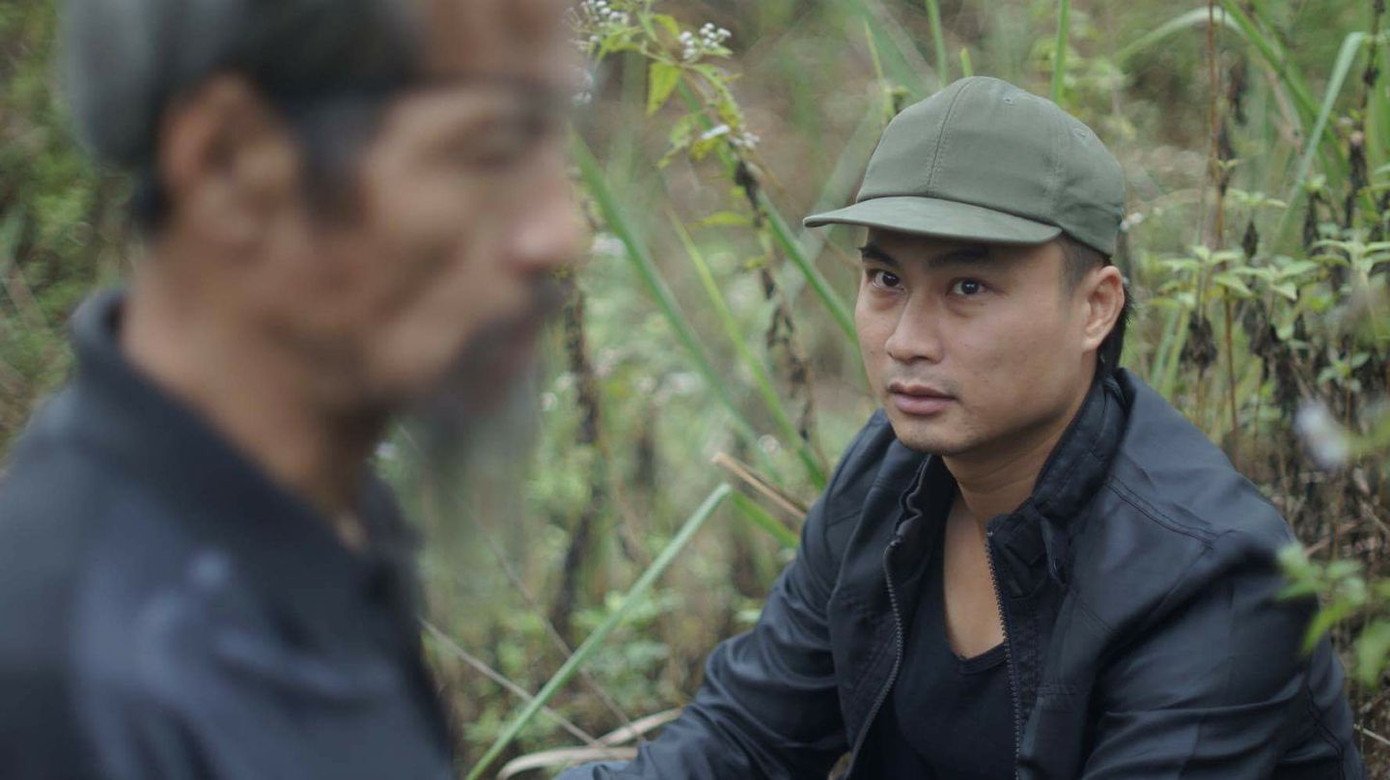 Nam diễn viên từng chia sẻ với Tiền Phong anh ấn tượng với vai Hoàng mặt sắt trong Người phán xử, dù là vai nhỏ, đây là lần đầu Duy Hưng chạm ngõ truyền hình và có nhiều kỷ niệm, bài học từ vai diễn này. Nam diễn viên từng chia sẻ với Tiền Phong anh ấn tượng với vai Hoàng mặt sắt trong Người phán xử, dù là vai nhỏ, đây là lần đầu Duy Hưng chạm ngõ truyền hình và có nhiều kỷ niệm, bài học từ vai diễn này.