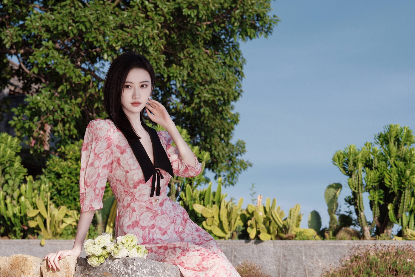 Trước những lời bộc bạch của Cảnh Điềm, cư dân mạng suy đoán sự việc có liên quan Trương Kế Khoa. Tháng 5/2019, Cảnh Điềm và Trương Kế Khoa chia tay sau một năm hẹn hò và không nói rõ nguyên nhân.