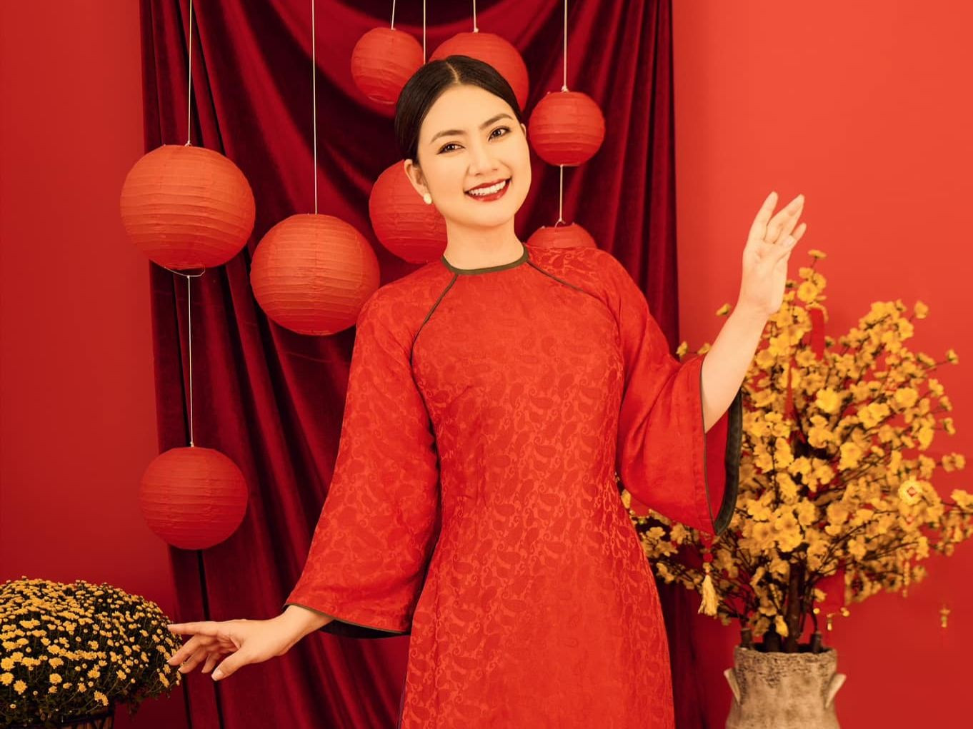 Ngọc Lan học hỏi được nhiều kinh nghiệm từ đàn anh và ngay cả hậu bối. Ảnh: NVCC. Ngọc Lan học hỏi được nhiều kinh nghiệm từ đàn anh và ngay cả hậu bối. Ảnh: NVCC.