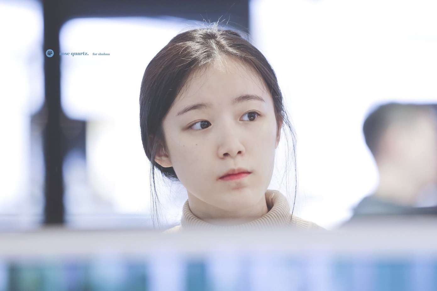 Shuhua thường để mặt mộc xuất hiện trước công chúng. Ảnh: Twitter. Shuhua thường để mặt mộc xuất hiện trước công chúng. Ảnh: Twitter.