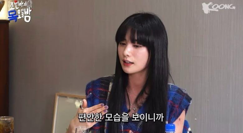 Nana thú nhận không có ý định xóa hình xăm, nhưng khi mẹ yêu cầu, cô ấy đã vui vẻ đồng ý. Ảnh: CMH. Nana thú nhận không có ý định xóa hình xăm, nhưng khi mẹ yêu cầu, cô ấy đã vui vẻ đồng ý. Ảnh: CMH.