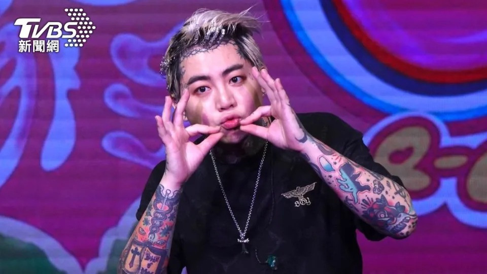 Nghệ sĩ vướng nhiều scandal Tạ Hòa Huyền. Nghệ sĩ vướng nhiều scandal Tạ Hòa Huyền.