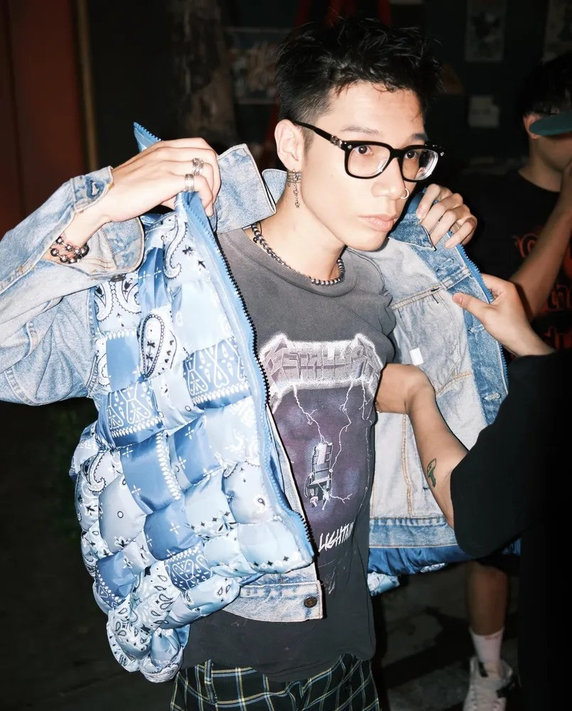 MCK (trái) và Tlinh là hai cái tên nổi bật sau Rap Việt tính đến hiện tại. MCK (trái) và Tlinh là hai cái tên nổi bật sau Rap Việt tính đến hiện tại.