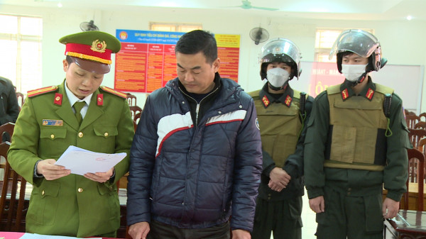 Cơ quan Cảnh sát điều tra - Công an tỉnh Thái Bình bắt các đối tượng.