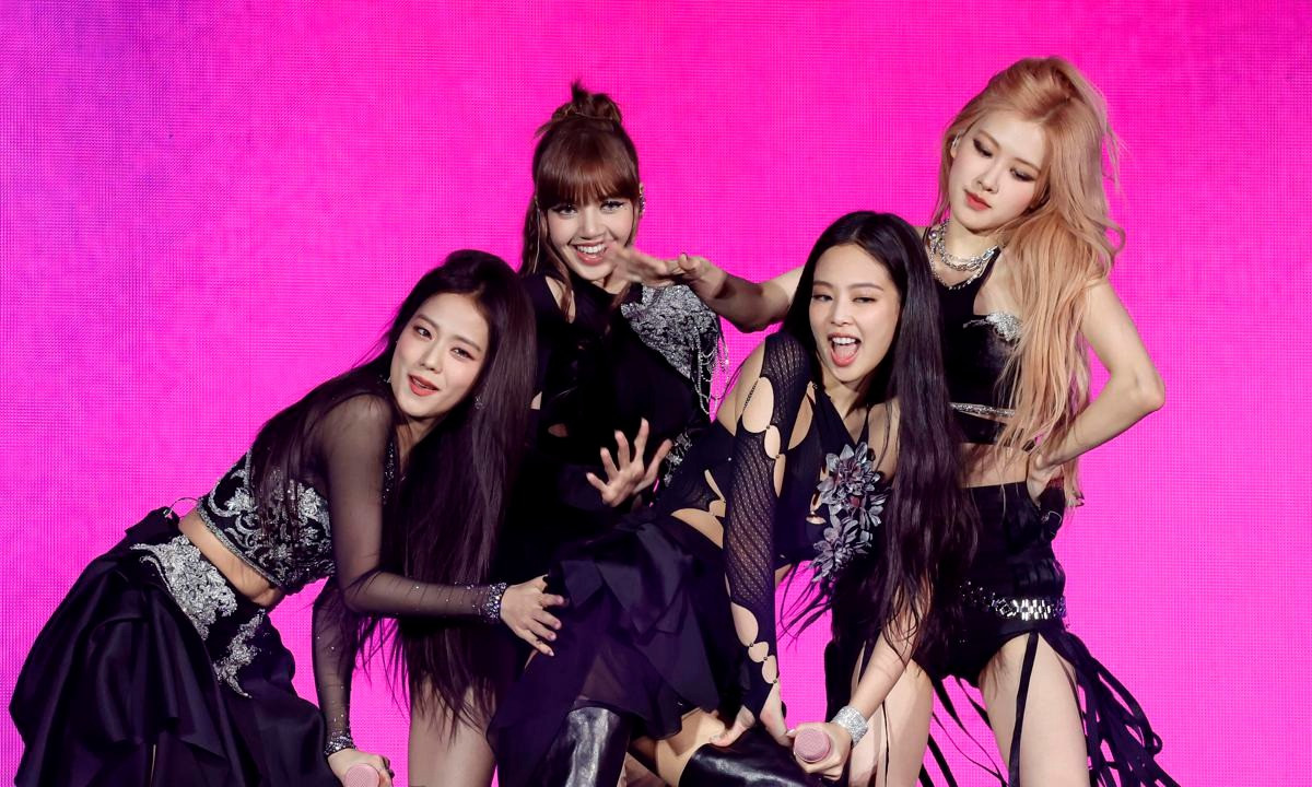 Kể từ khi ra mắt vào năm 2016, các thành viên BlackPink đã chinh phục người hâm mộ bằng âm nhạc, màn trình diễn hút hồn và phong cách cá tính. Bộ tứ gồm Jisoo, Jennie, Rosé và Lisa ghi dấu ấn trong ngành thời trang với tầm ảnh hưởng không thể phủ nhận, khiến họ trở đại sứ cho nhãn hiệu nổi tiếng. Ảnh: Getty. Kể từ khi ra mắt vào năm 2016, các thành viên BlackPink đã chinh phục người hâm mộ bằng âm nhạc, màn trình diễn hút hồn và phong cách cá tính. Bộ tứ gồm Jisoo, Jennie, Rosé và Lisa ghi dấu ấn trong ngành thời trang với tầm ảnh hưởng không thể phủ nhận, khiến họ trở đại sứ cho nhãn hiệu nổi tiếng. Ảnh: Getty.