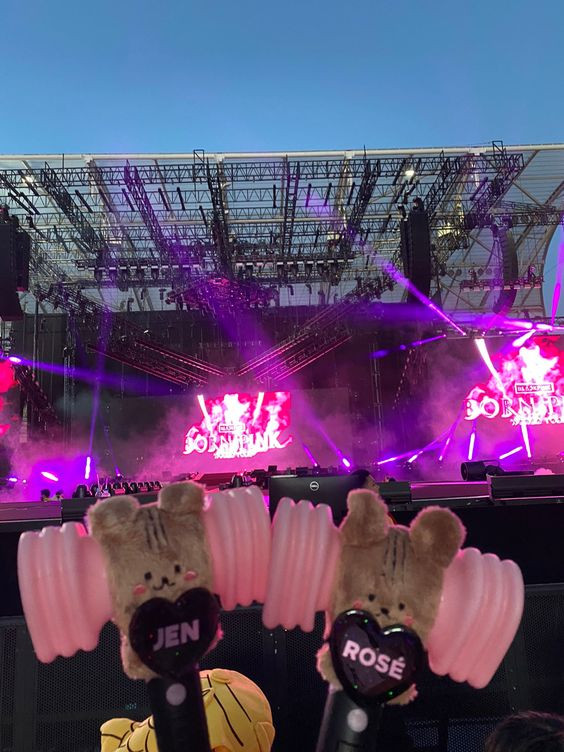 BlackPink tổ chức 2 đêm concert tại Mỹ Đình cuối tháng 7 này. Ảnh: Pinterest. BlackPink tổ chức 2 đêm concert tại Mỹ Đình cuối tháng 7 này. Ảnh: Pinterest.