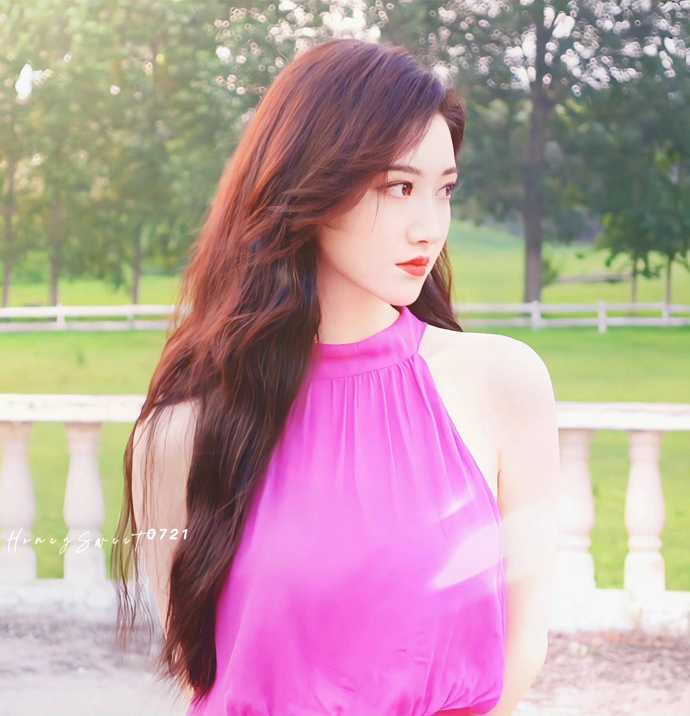 Cảnh Điềm trở thành tâm điểm khi phóng viên vạch trần Trương Kế Khoa - bạn trai cũ của cô tống tiền, phát tán hình ảnh, video nóng của nữ diễn viên. Ảnh: Weibo.