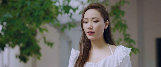 Nhiều phân đoạn tranh cãi giữa Yến và Thảo thu hút sự quan tâm của khán giả. Nhân vật của Mai Huê tính tình khó chịu nhưng lại nhận được lời khen bởi diễn xuất nhập vai, khiến người xem “nóng mặt” thay cho nữ chính. Không ít bình luận nhận xét Mai Huê diễn xuất tự nhiên, có cảm xúc hơn hẳn so với vai chính của Ngọc Huyền.