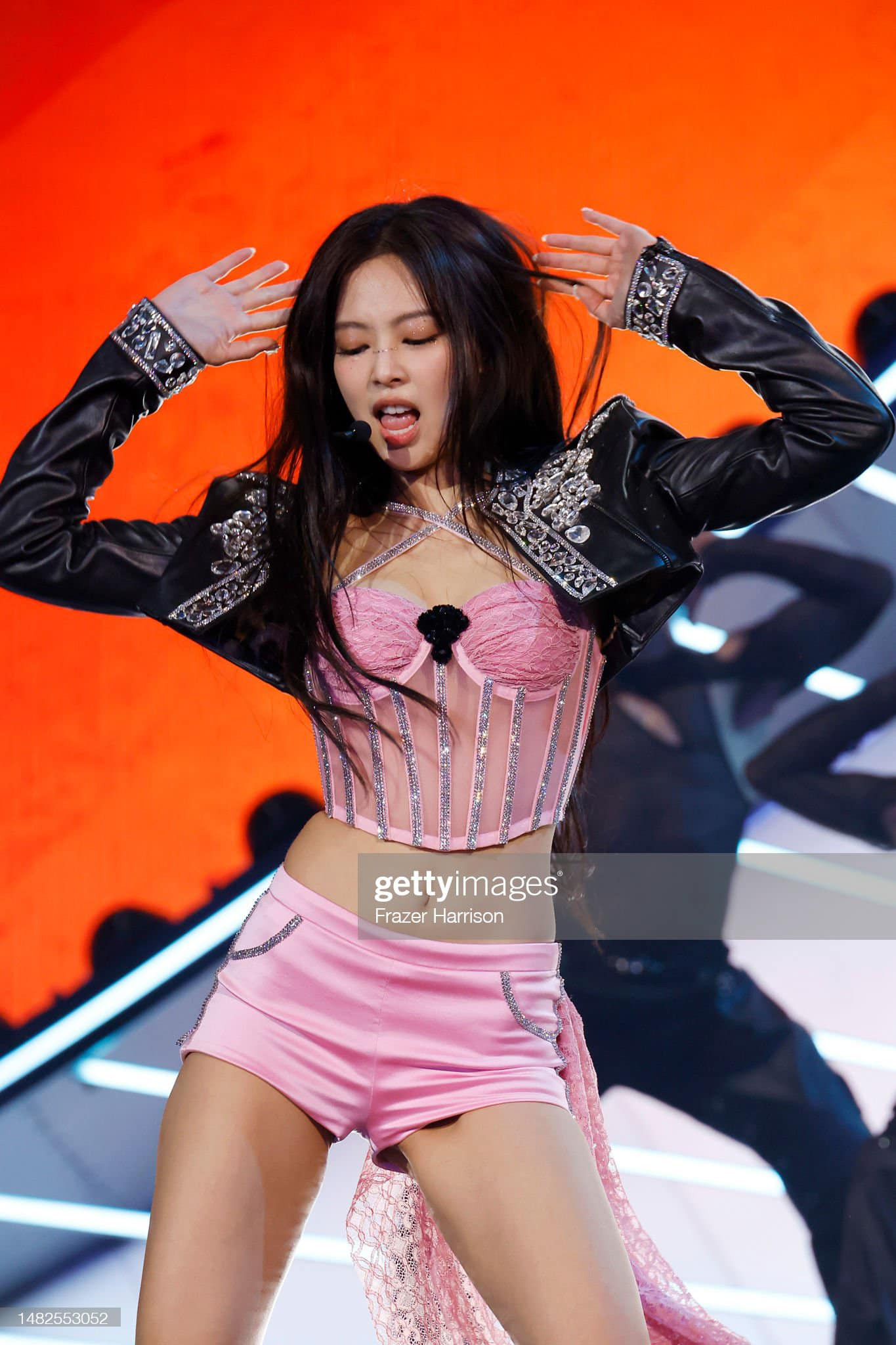 Sau màn trình diễn ở Coachella, BlackPink tiếp tục chuyến lưu diễn vòng quanh thế giới &quot;Born Pink&quot; đang diễn ra. Nhóm cũng diễn tại lễ hội âm nhạc thường niên BST (British Summer Time) Hyde Park với tư cách là nghệ sĩ K-pop đầu tiên tham gia.