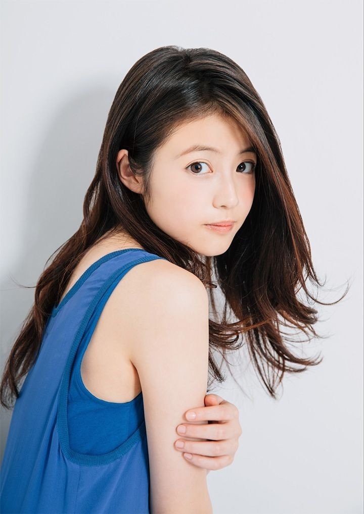 Imada Mio đang là cái tên hot tại phòng vé Nhật Bản khi bộ phim cô tham gia Watashi no Shiawase na Kekkon (Tựa Việt: Hôn nhân hạnh phúc của tôi) trở thành cơn sốt, đạt nhiều thành tích nổi bật. Sau 5 tuần công chiếu, tác phẩm đứng đầu phòng vé đất nước mặt trời mọc, thu về 2,1 tỷ yên (hơn 15,6 triệu USD) với 1, 76 triệu khán giả, ước tính con số có thể chạm ngưỡng 3 tỷ yên.