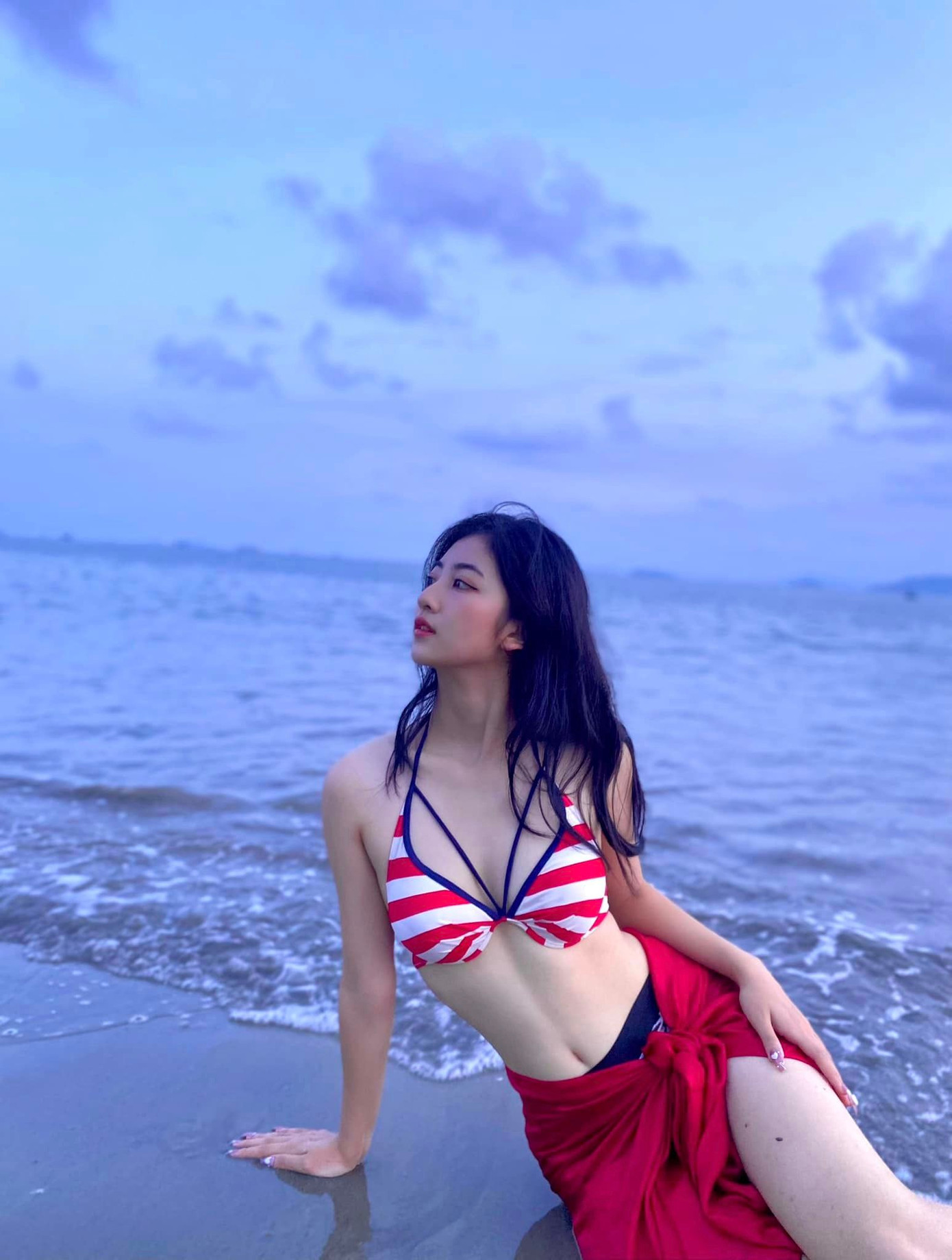 Cô bộc bạch được diễn phim truyền hình là mơ ước của các diễn viên trẻ. Cô mong tương lai có nhiều cơ hội trải nghiệm và cố gắng hoàn thiện bản thân.