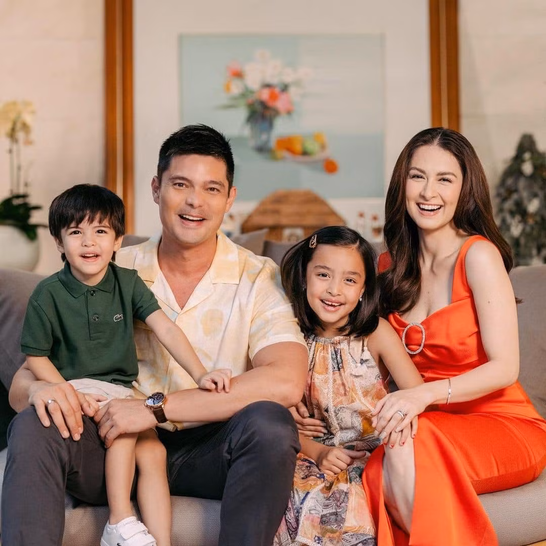 Cặp kim đồng ngọc nữ của giới giải trí Thái Lan Marian Rivera - Dingdong Dantes kỷ niệm 8 năm hôn nhân. Tổ ấm của cặp sao luôn được công chúng ngưỡng mộ, yêu thích vì sự hoàn hảo về ngoại hình, tiền tài đến phong cách sống.