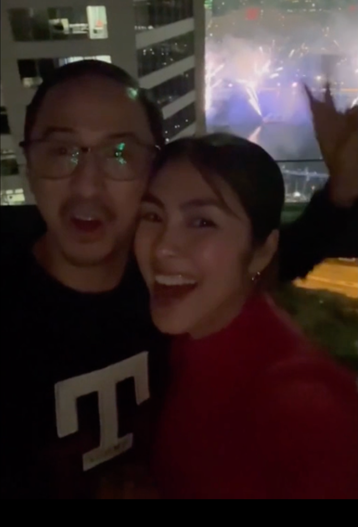 Năm nay, gia đình Tăng Thanh Hà và ông xã Louis Nguyễn đếm ngược đến năm mới ở Australia, một trong những quốc gia đón năm mới sớm nhất thế giới.