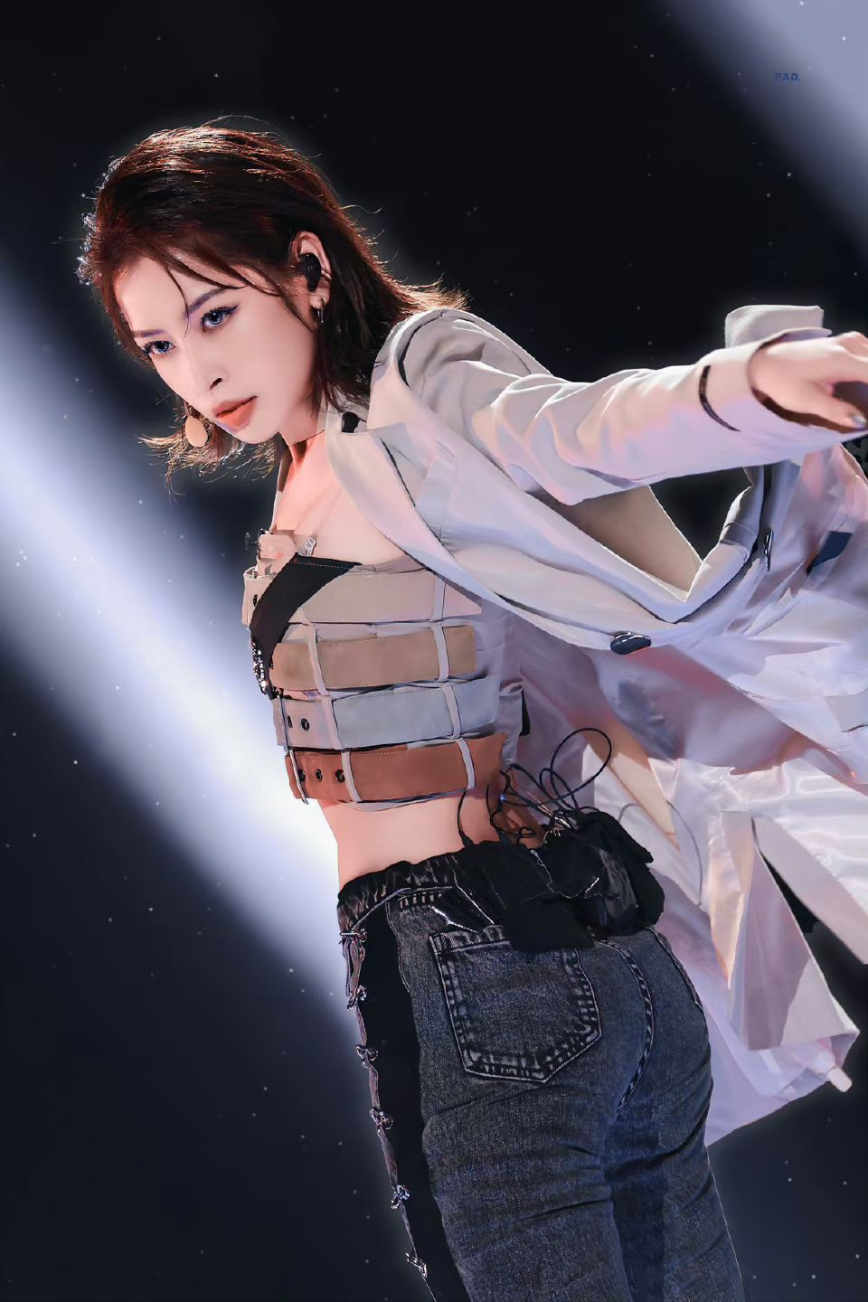 Ở phần 2 của màn công diễn 5, Chi Pu cùng Amber và A-Lin thể hiện ca khúc Lonely dance. Kết quả, Chi Pu dẫn đầu với 339 bình chọn, theo sau lần lượt là Amber và A-Lin. Nhờ vào hai màn trình diễn xuất sắc, cô lần đầu giành vị trí cao nhất ở BXH thành tích cá nhân trong Đạp gió 2023.