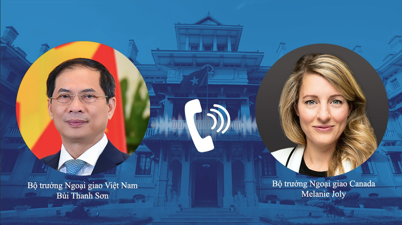 Bộ trưởng Ngoại giao Bùi Thanh Sơn và Bộ trưởng Ngoại giao Canada Melanie Joly. (Ảnh: Mofa) Bộ trưởng Ngoại giao Bùi Thanh Sơn và Bộ trưởng Ngoại giao Canada Melanie Joly. (Ảnh: Mofa)