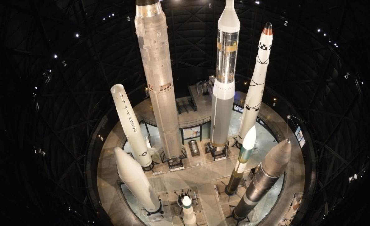 Mỹ hiện có khoảng 5.500 đầu đạn hạt nhân, ít hơn của Nga. (Ảnh: Bulletin) Mỹ hiện có khoảng 5.500 đầu đạn hạt nhân, ít hơn của Nga. (Ảnh: Bulletin)