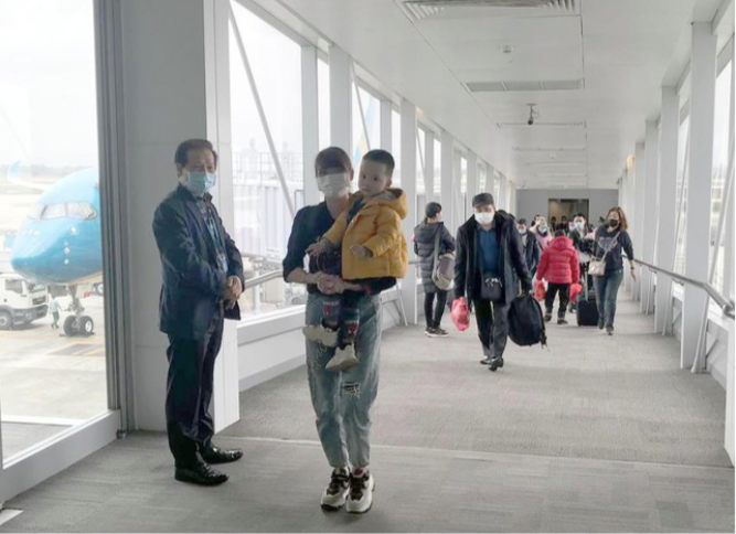 Sẽ có 2 chuyến bay đưa người Việt ở Ukraine về nước hạ cánh vào ngày 17 và 19/3