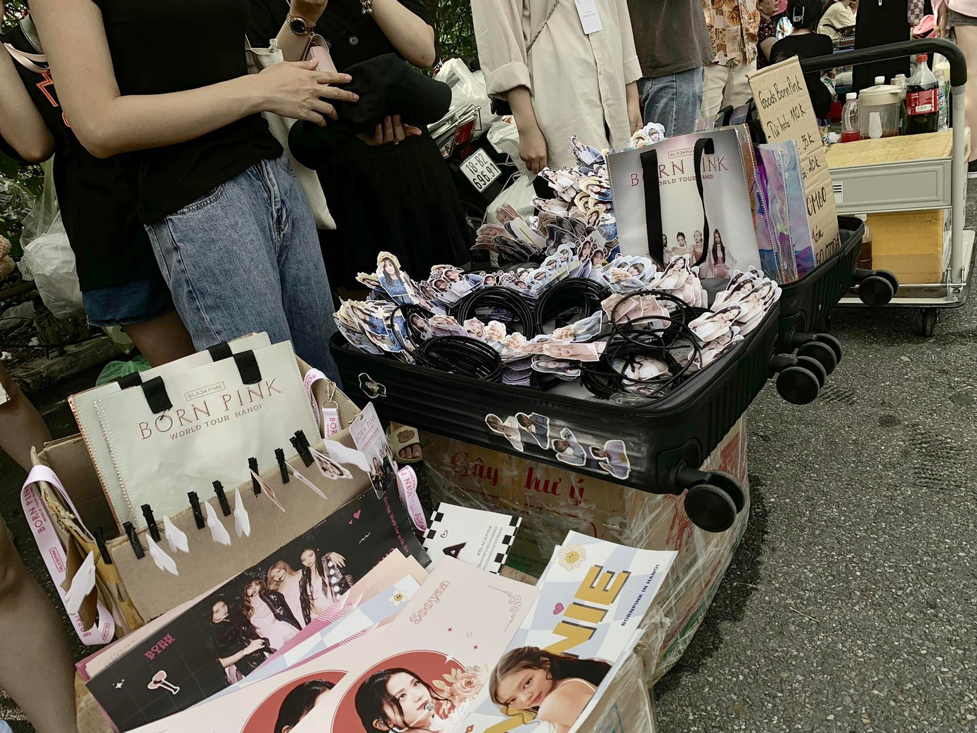 BlackPink: 'Bánh mì, phở và bún chả Việt Nam rất ngon' ảnh 22 BlackPink: 'Bánh mì, phở và bún chả Việt Nam rất ngon' ảnh 22