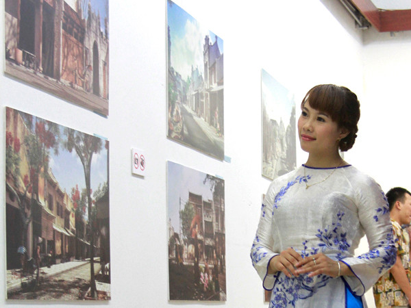 Ngắm nhìn những góc phố Hà Nội vừa lạ vừa quen