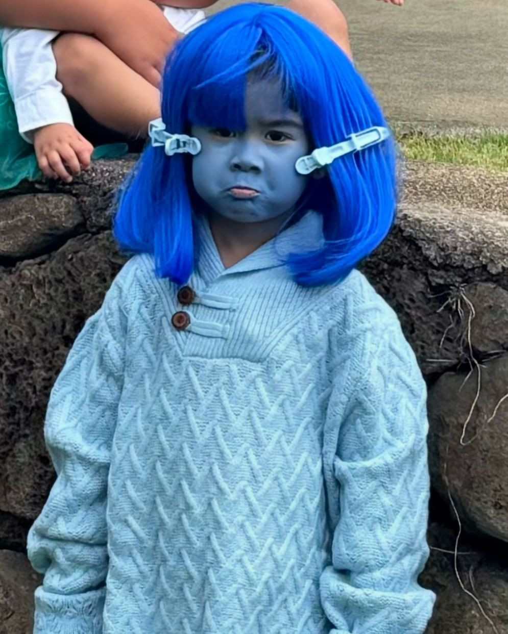 Ảnh hậu trường hài hước không kém. Ảnh: IGNV.