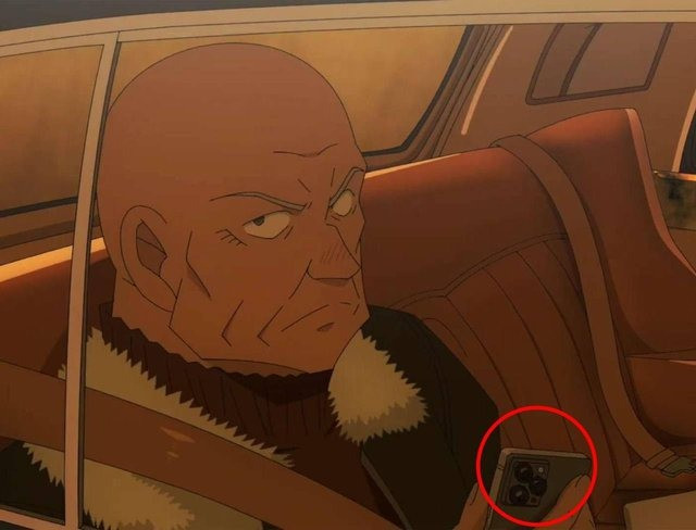 Rum dùng iPhone "3 mắt" đời mới trong Conan Movie 26. Rum dùng iPhone "3 mắt" đời mới trong Conan Movie 26.