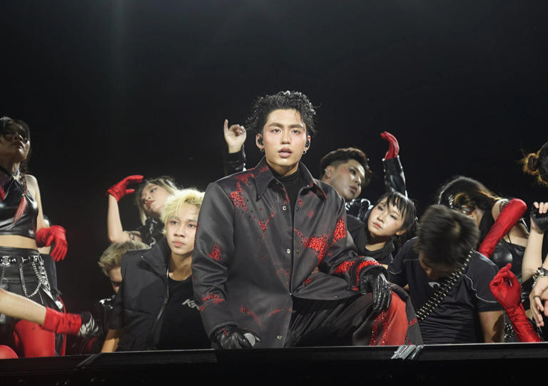 Mono mang đến bữa tiệc concept tại GenFest 2024. Ảnh: GenFest