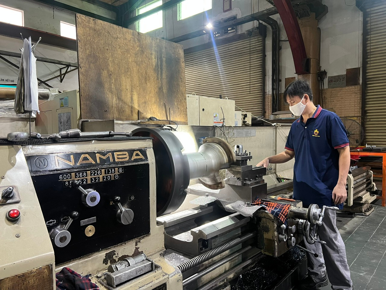 Nhờ vay được vốn kích cầu, Công ty Nhật Long “vượt bão” thành công (ảnh: Uyên Phương)