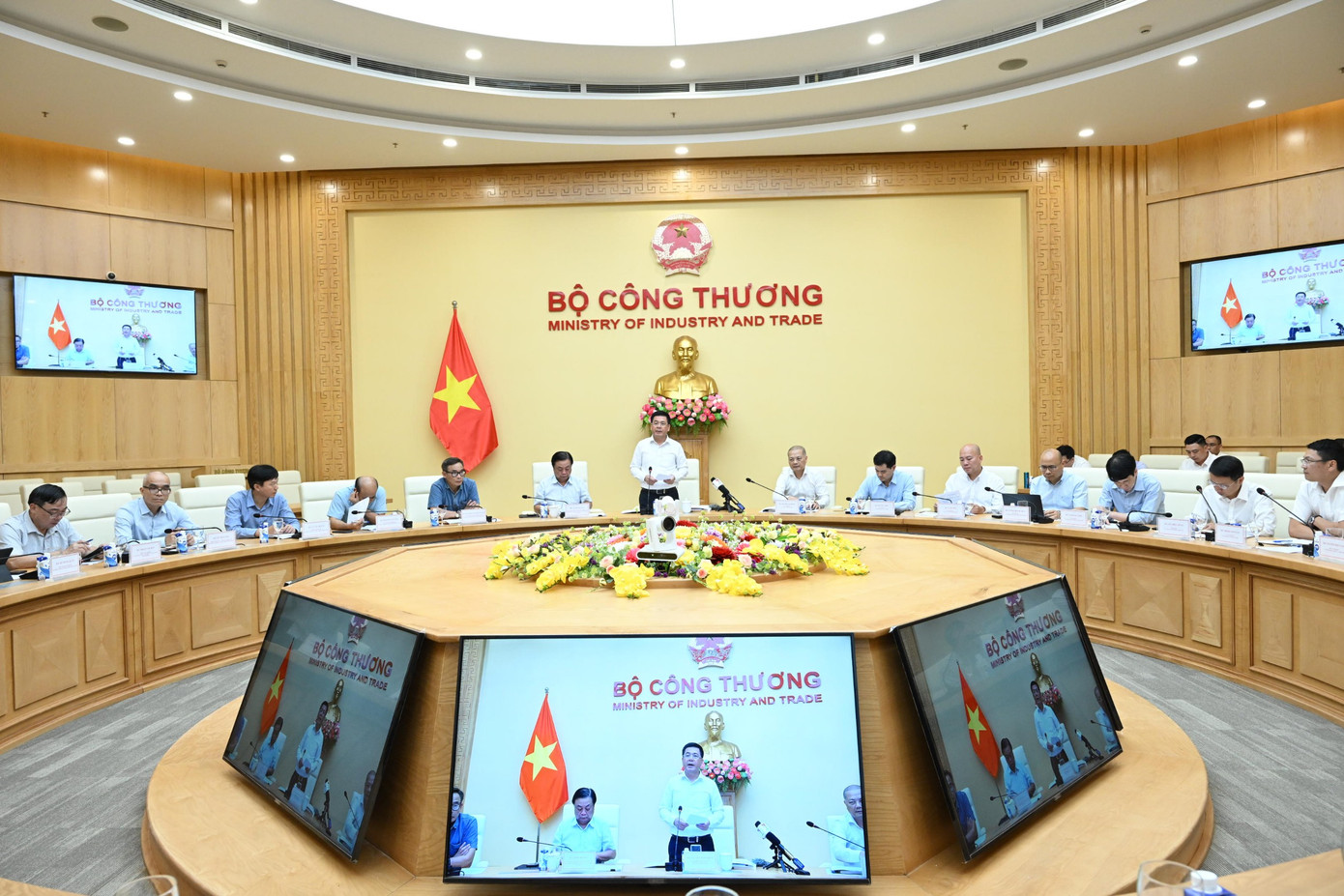 Hai Bộ Công Thương và NN&amp;PTNT cùng họp bàn các giải pháp tháo gỡ cho nông sản xuất khẩu.