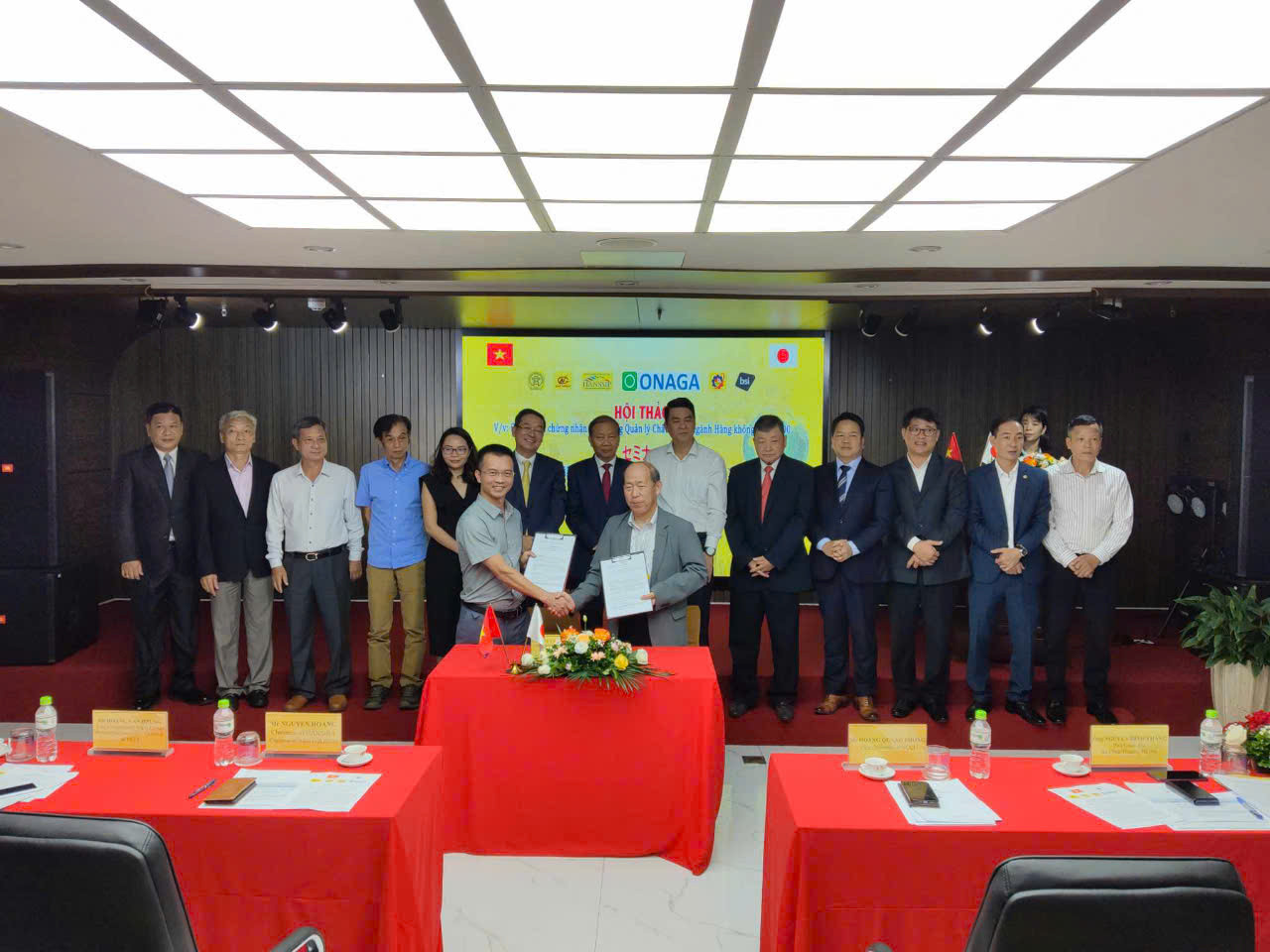 Các đại biểu tham gia chương trình hội thảo, đào tạo Các đại biểu tham gia chương trình hội thảo, đào tạo