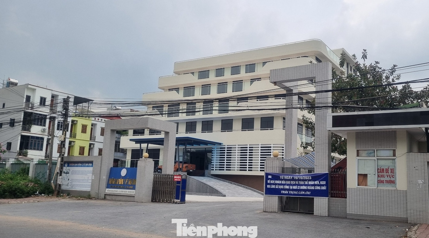 Trong quá trình thi công Nhà điều trị và thực hành lâm sàng Bệnh viện Đa khoa, Trường Cao đẳng Y tế Thái Bình đã làm nứt, sụt lún nhà dân. Trong quá trình thi công Nhà điều trị và thực hành lâm sàng Bệnh viện Đa khoa, Trường Cao đẳng Y tế Thái Bình đã làm nứt, sụt lún nhà dân.