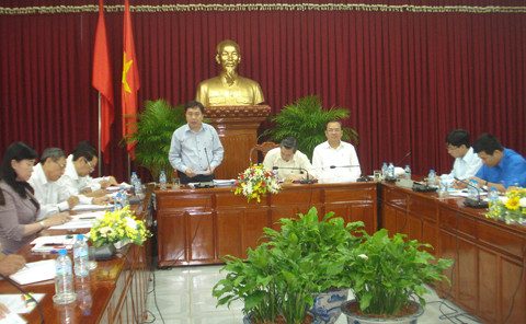 Bí thư T.Ư Đoàn Nguyễn Mạnh Dũng làm việc tại Cần Thơ