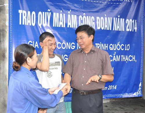 TKV trao quỹ “Mái ấm Công đoàn” hỗ trợ công nhân ảnh 2