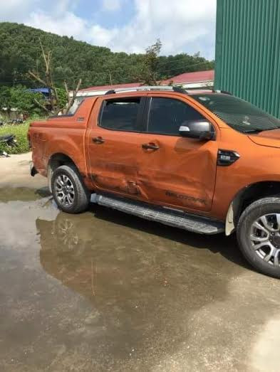 Điều tra vụ dùng ô tô truy sát rồi nã đạn ở Hải Dương ảnh 1