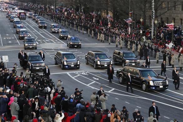 Đoàn xe hộ tống Tổng thống Mỹ và phu nhân