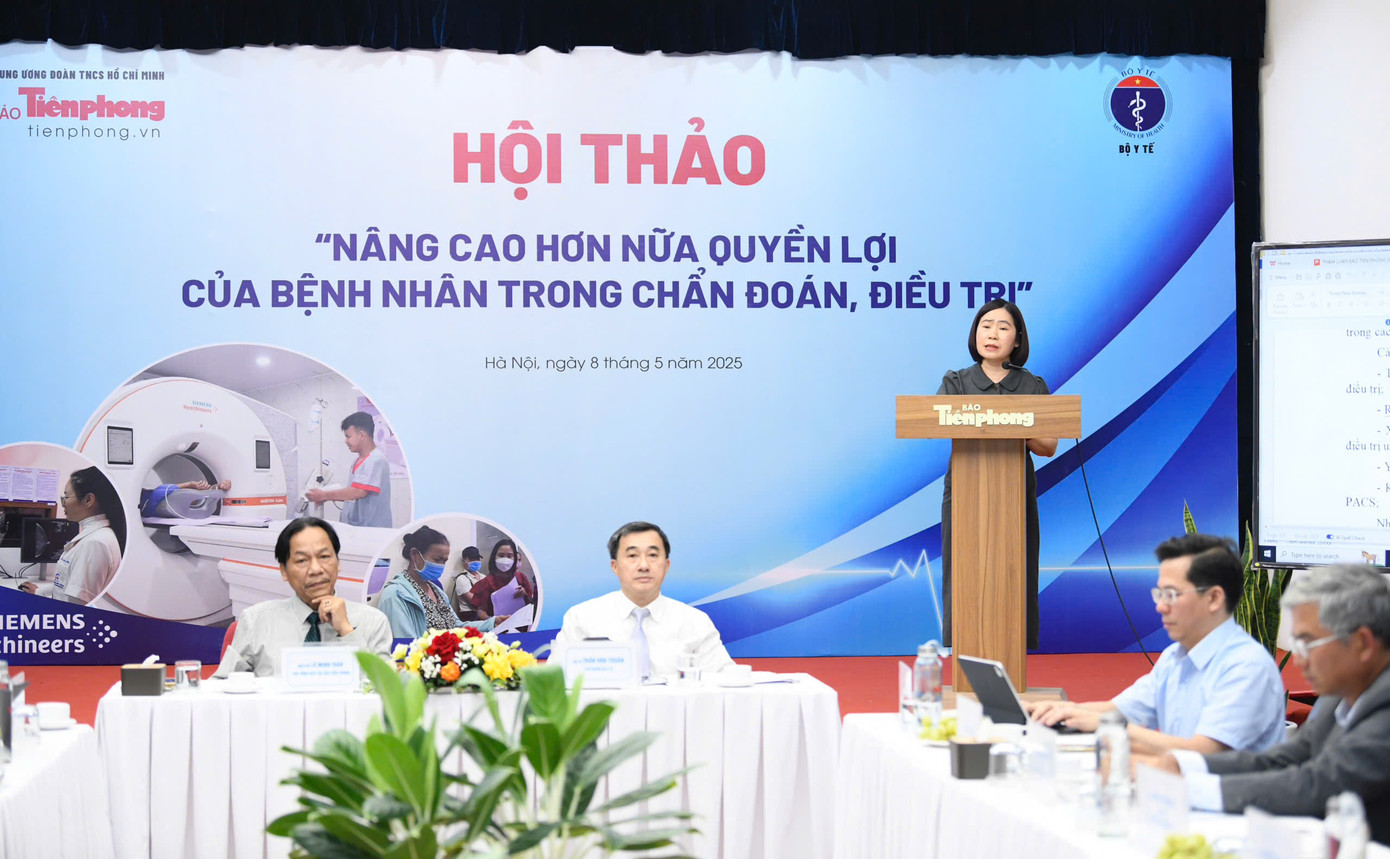 Đại biểu trình bày tham luận tại Hội thảo. Ảnh: Như Ý