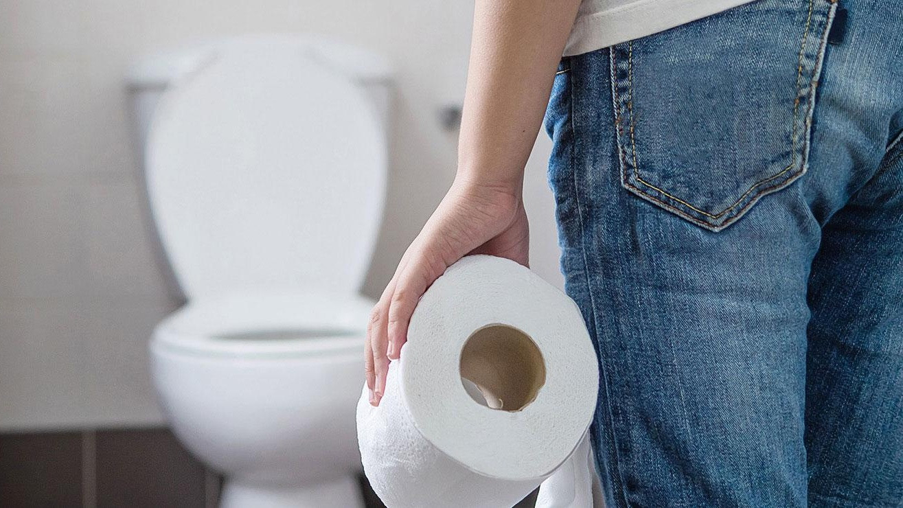 Người dân không nên chủ quan, dù đái máu chỉ xuất hiện một lần hoặc không đau, bạn vẫn cần đi khám sớm. Ảnh minh họa: Internet Người dân không nên chủ quan, dù đái máu chỉ xuất hiện một lần hoặc không đau, bạn vẫn cần đi khám sớm. Ảnh minh họa: Internet