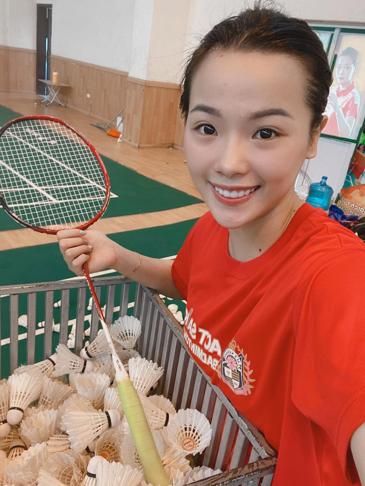 12 giờ hôm nay, Thùy Linh sẽ chạm trán đối thủ rất mạnh là số 1 thế giới người Đài Loan (Trung Quốc) Tai Tzu-ying ở lượt trận thứ 2 nội dung đơn nữ bảng P Olympic Tokyo 2020.