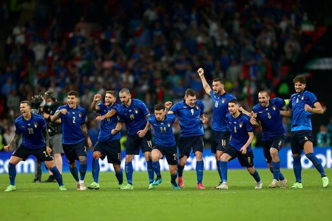 Với chức vô địch EURO 2020, đội tuyển Italia đã có tổng cộng 6 danh hiệu lớn, bao gồm 4 lần vô địch World Cup (1934, 1938, 1982, 2006) và 2 lần vô địch EURO (1968, 2020).