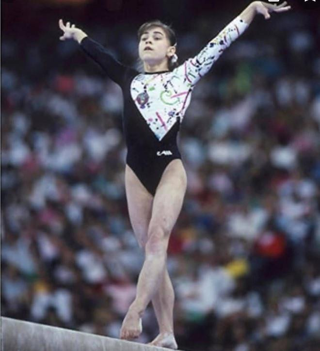 Oksana Chusovitina giành HCV Olympic ngay lần đầu ra mắt năm 1992 Oksana Chusovitina giành HCV Olympic ngay lần đầu ra mắt năm 1992