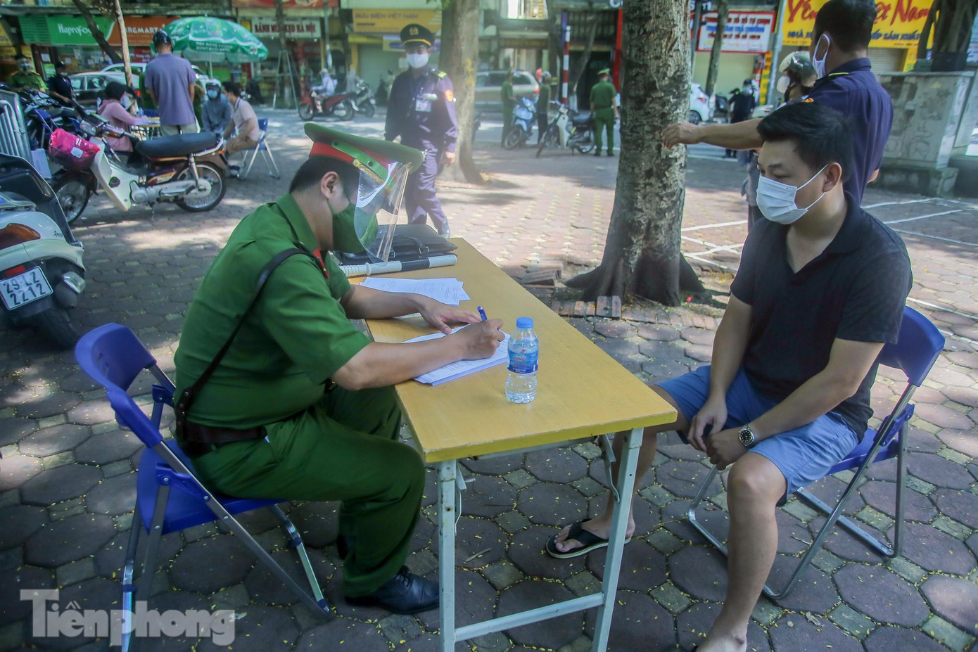 Một trường hợp ra đường không lý do chính đáng bị xử phạt 2 triệu đồng.