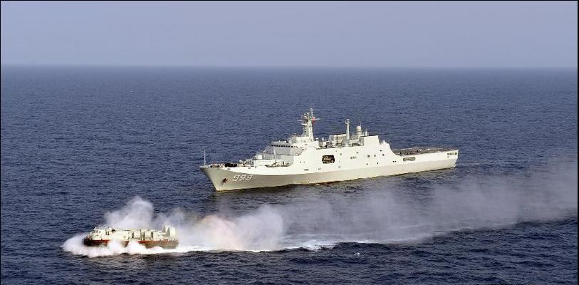 Tàu chiến Trung Quốc trên Biển Đông hôm 20 tháng 3. Tàu chiến Trung Quốc trên Biển Đông hôm 20 tháng 3.