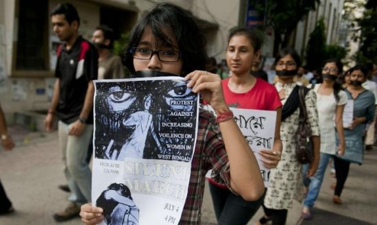 Ấn Độ là quốc gia liên tiếp xảy ra các vụ nữ sinh bị cưỡng hiếp và giết chết trong thời gian qua 