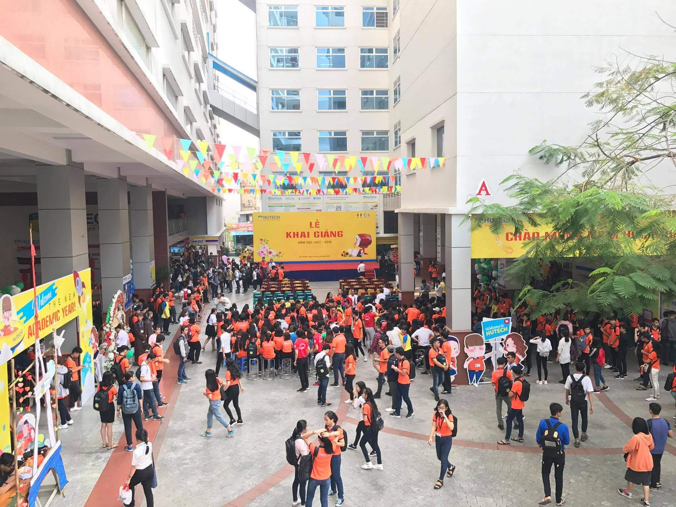 Đại học Công nghệ Hutech TP.HCM sở hữu lượng sinh viên “khủng” (Nguồn: Internet) Đại học Công nghệ Hutech TP.HCM sở hữu lượng sinh viên “khủng” (Nguồn: Internet)